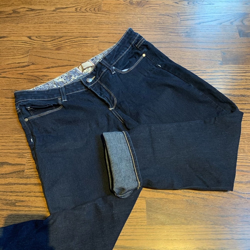 Paige Roxie Crop